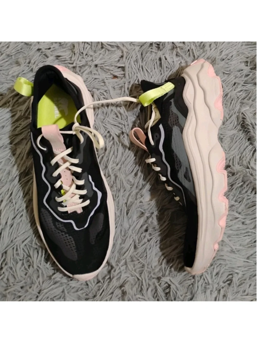 SOREL Kinetic Breakthru Day Pace Women Size 10.5 Black Pink Green Shoes